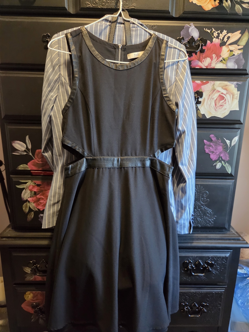 Black Sleeveless Cutout Dress
